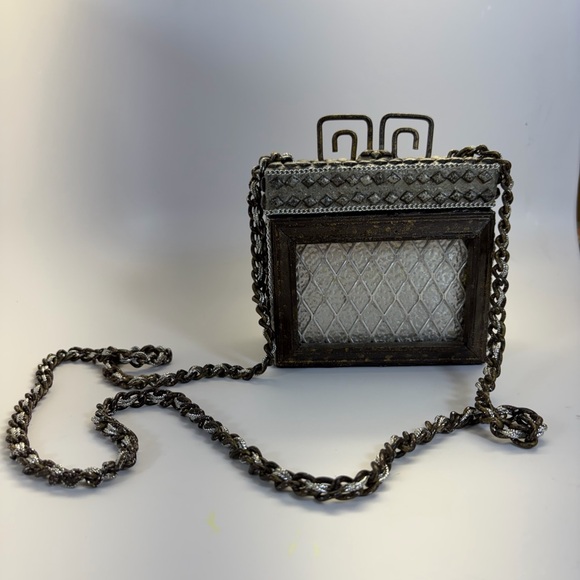 Elegant Silver and Black Chain Bag - Picture 8 of 8